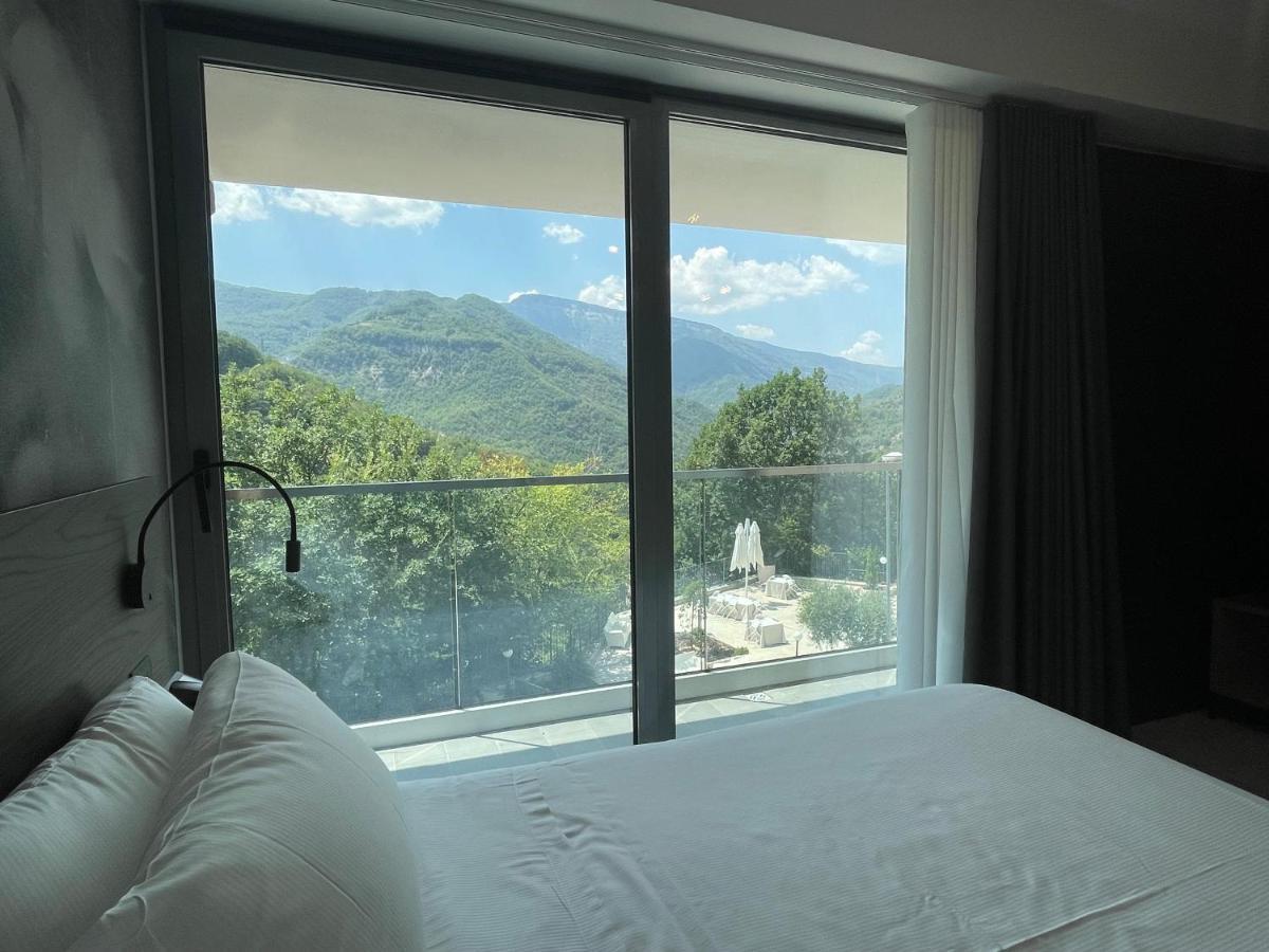 Hotel Ristorante Tre Lanterne & Spa Acquasanta Terme Exteriör bild